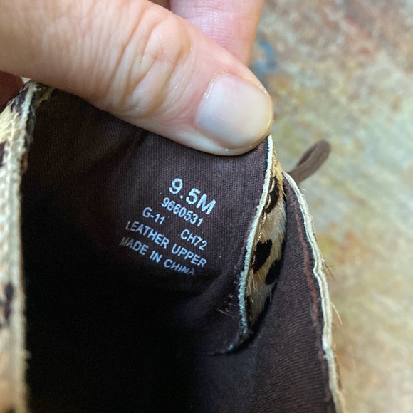 SPERRY leopard lace up booties - Picture 9 of 9